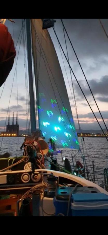 Salidas En Barco Hotel Premiá de Mar Екстериор снимка